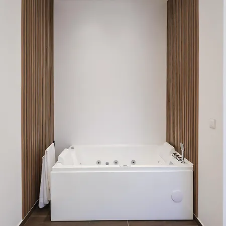 Luxury Sonja - With Hot Tub, Near Sea, Free Parking Opatija