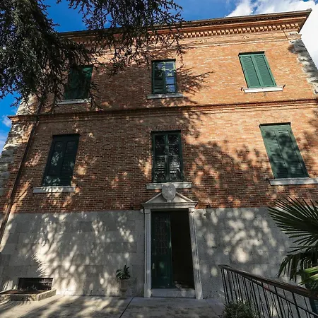 Apartment Luxury Sonja - With Hot Tub, Near Sea, Free Parking *