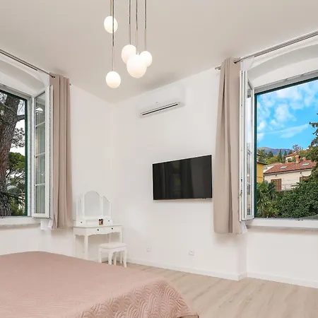 Luxury Sonja - With Hot Tub, Near Sea, Free Parking Appartement *